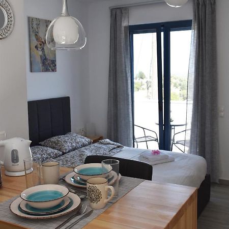4Bro Rooms Laerma Village Exterior photo